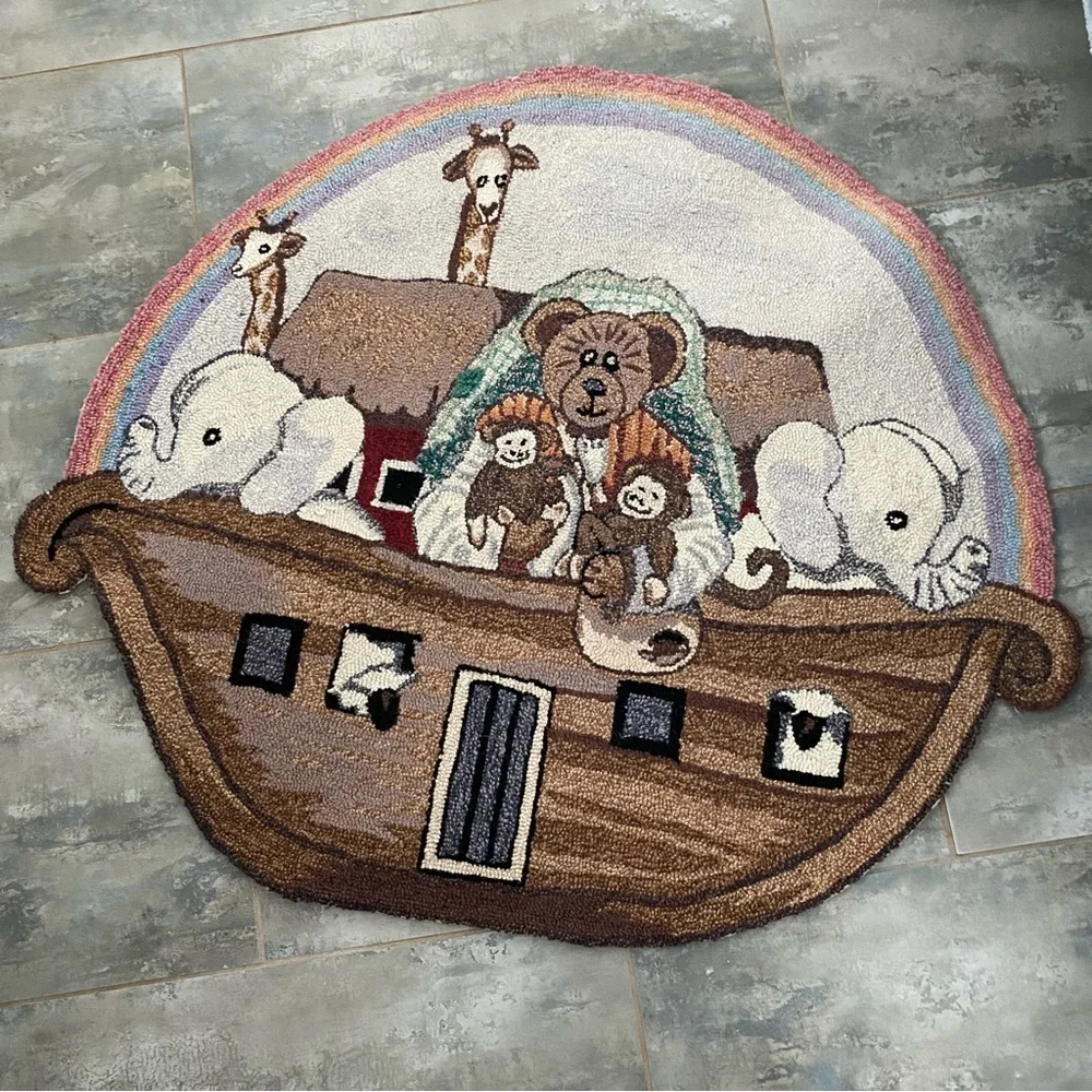 Boyd’s Collection Noahs Ark Rug - Picture 1 of 3